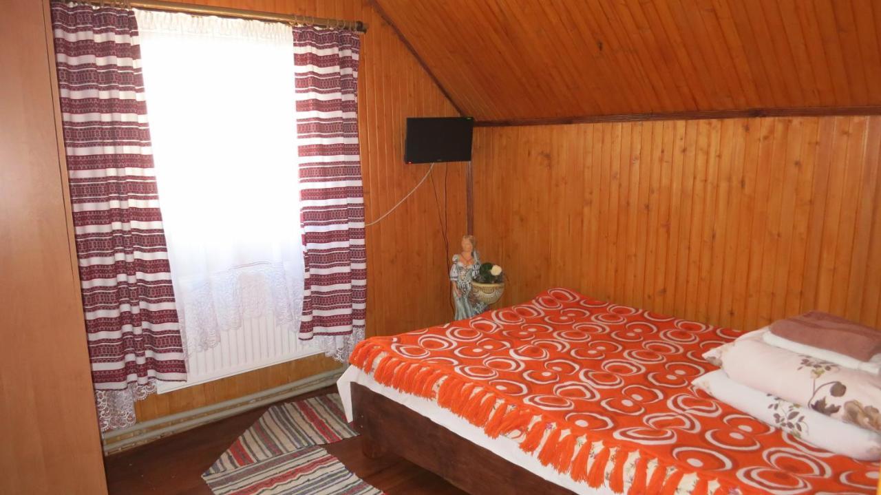 Cottage V Gorakh Izki Buitenkant foto